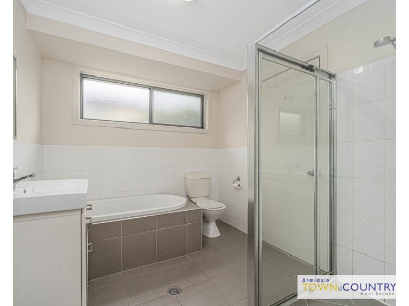 7 Albion Close, Armidale NSW 2350