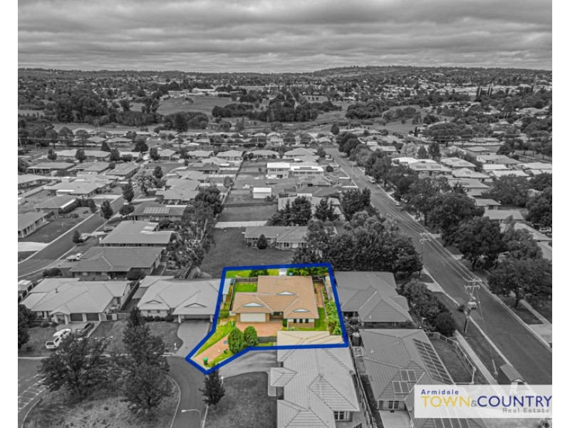 7 Albion Close, Armidale NSW 2350