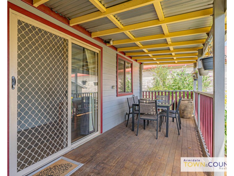 69 Dumaresq Street, Armidale NSW 2350