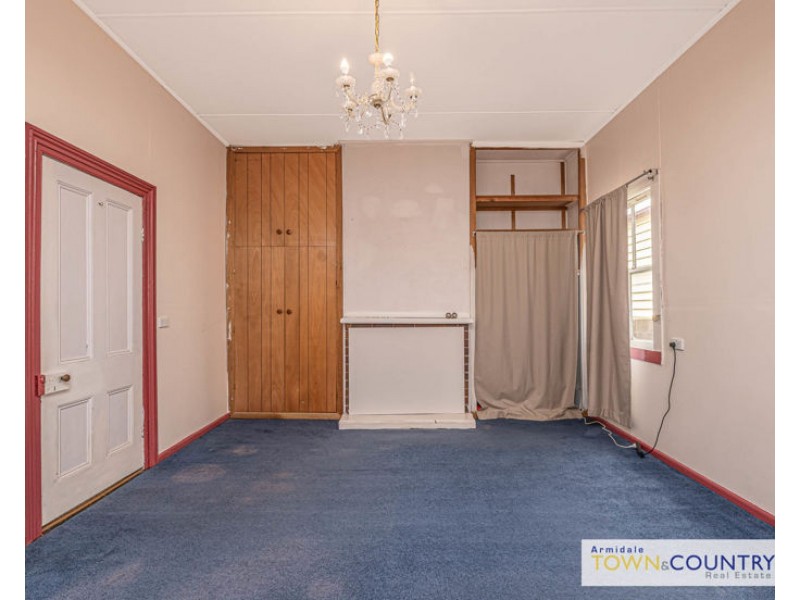 181 Marsh Street, Armidale NSW 2350