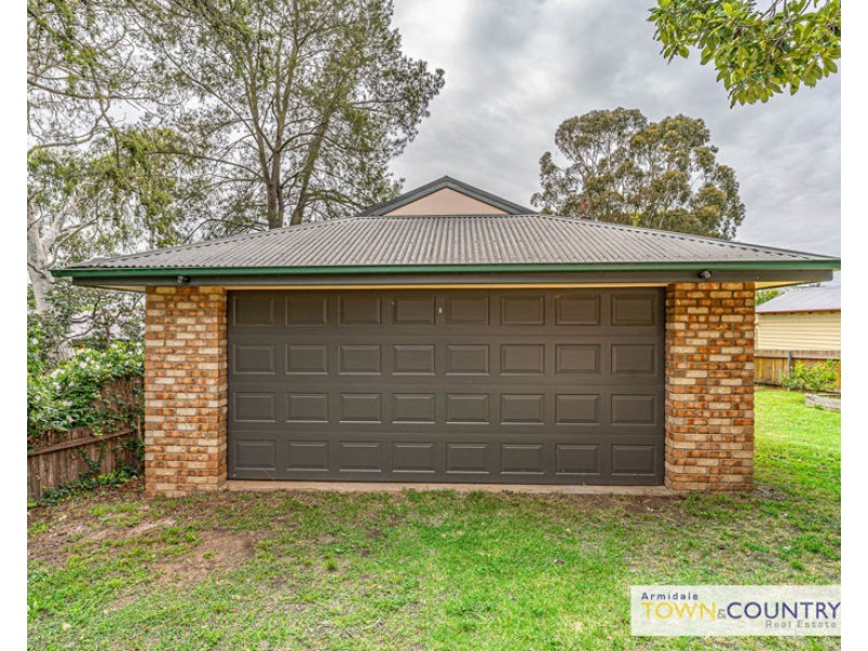 181 Marsh Street, Armidale NSW 2350