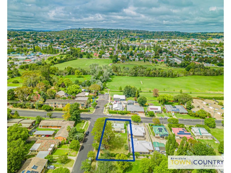 221 Donnelly Street, Armidale NSW 2350