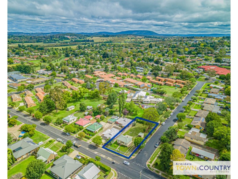 221 Donnelly Street, Armidale NSW 2350