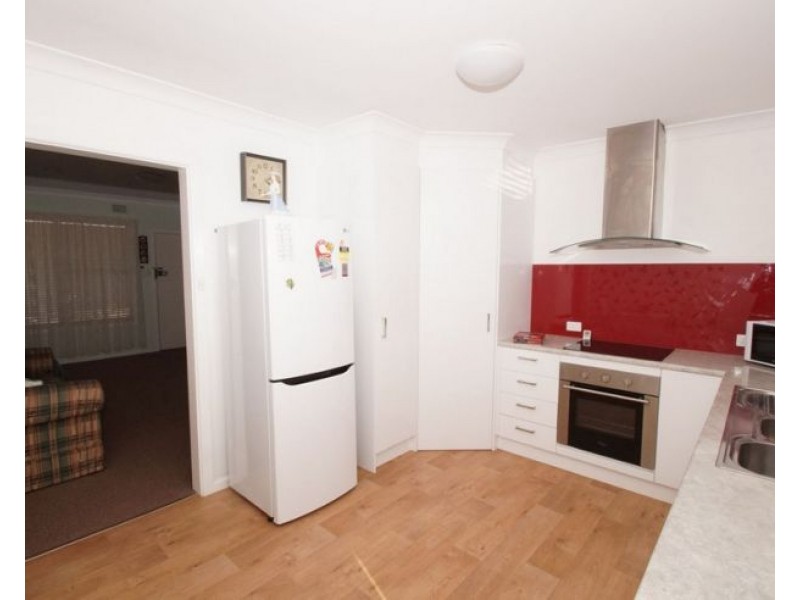 1 & 2/14 Chestnut Avenue, Armidale NSW 2350