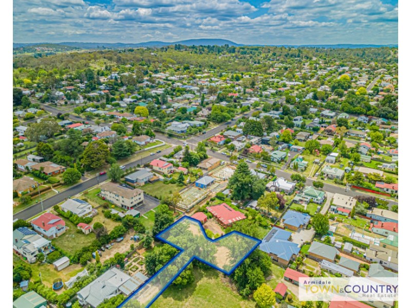 107B Kirkwood Street, Armidale NSW 2350
