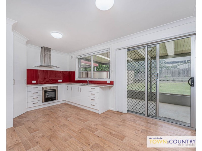 2/14 Chestnut Avenue, Armidale NSW 2350