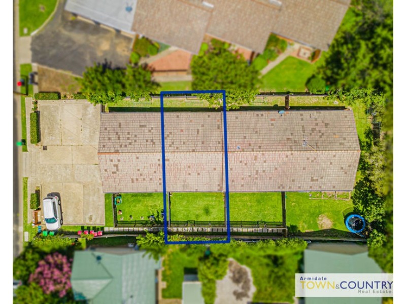 2/10 Dawson Avenue, Armidale NSW 2350