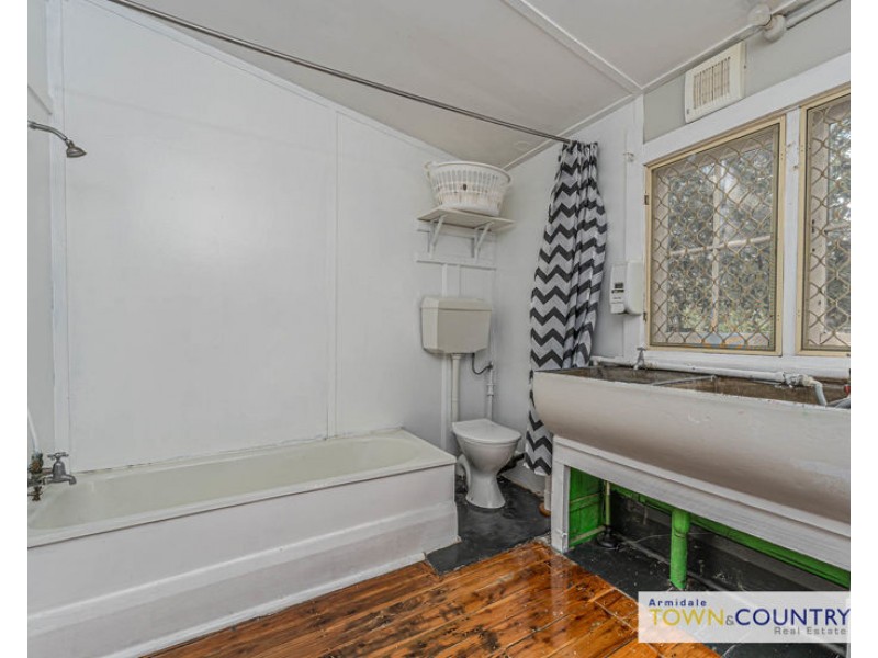 121 Taylor Street, Armidale NSW 2350