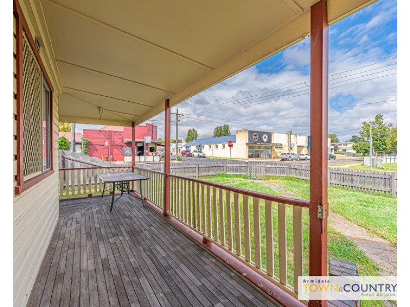 121 Taylor Street, Armidale NSW 2350