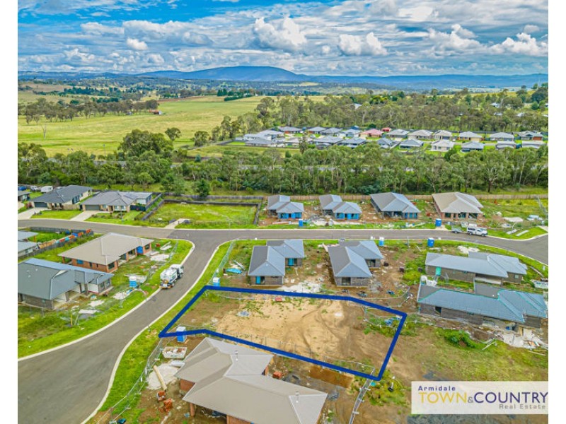 3 Tindal Close, Armidale NSW 2350