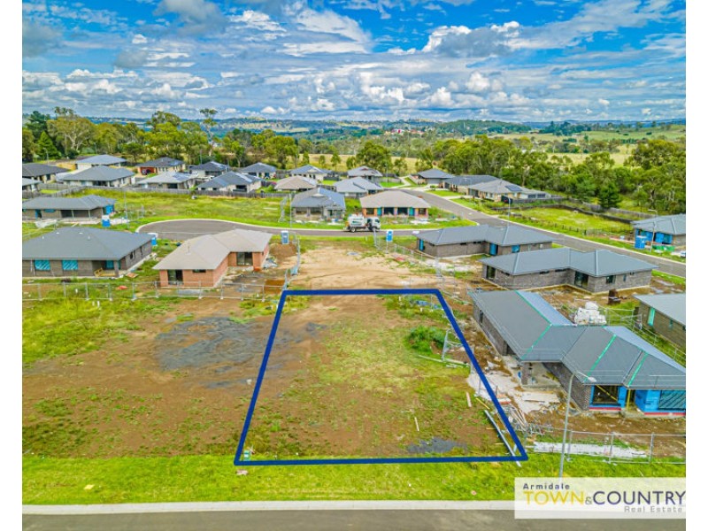 11 Sunrise Crescent, Armidale NSW 2350