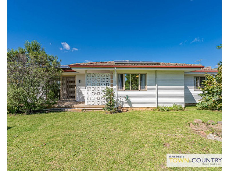 6 Claude Street, Armidale NSW 2350