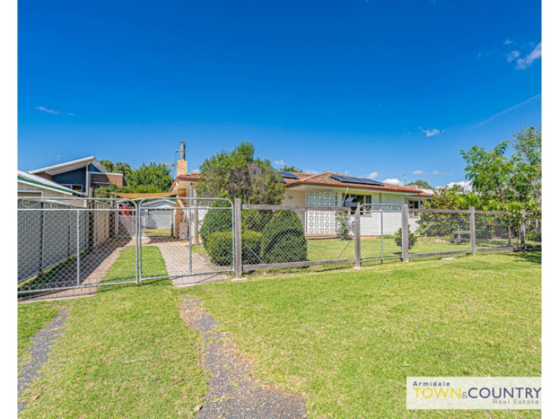 6 Claude Street, Armidale NSW 2350