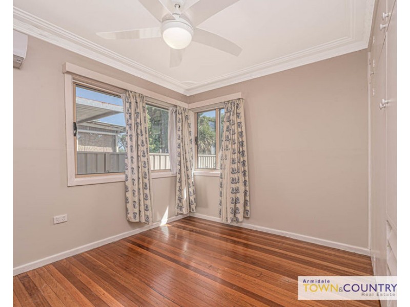 6 Claude Street, Armidale NSW 2350
