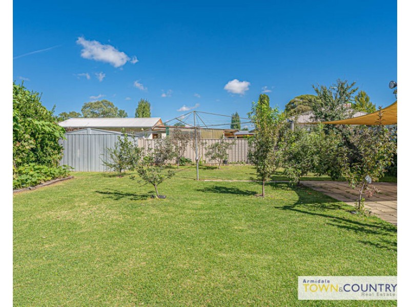 6 Claude Street, Armidale NSW 2350