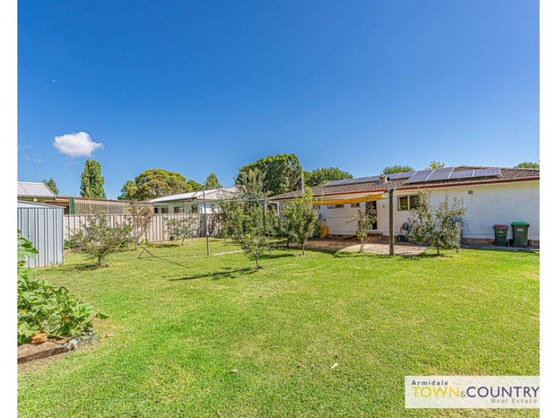 6 Claude Street, Armidale NSW 2350