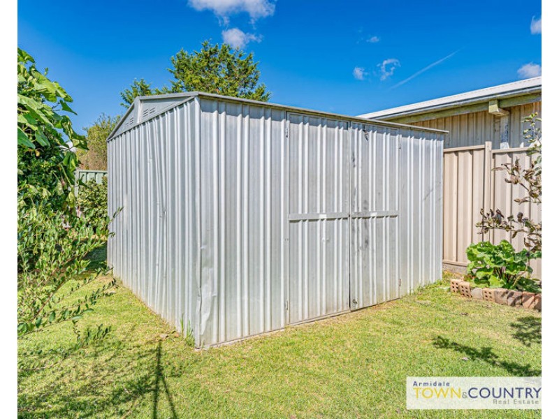 6 Claude Street, Armidale NSW 2350