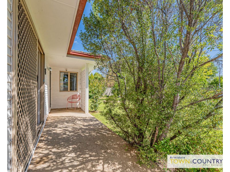 6 Claude Street, Armidale NSW 2350