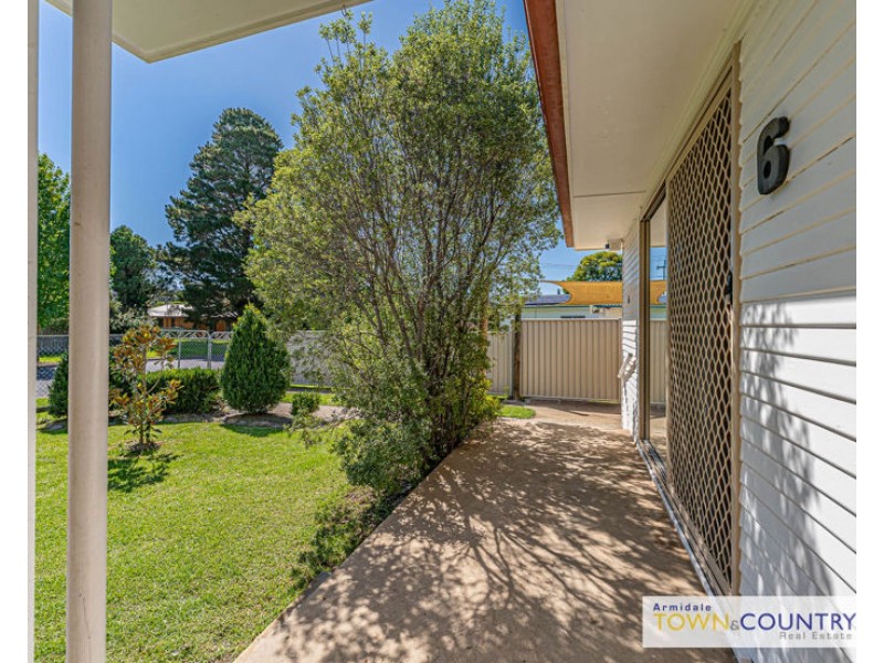 6 Claude Street, Armidale NSW 2350