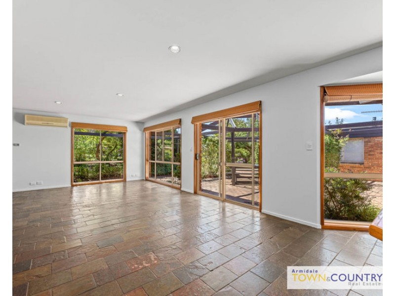 7 Napier Court, Armidale NSW 2350