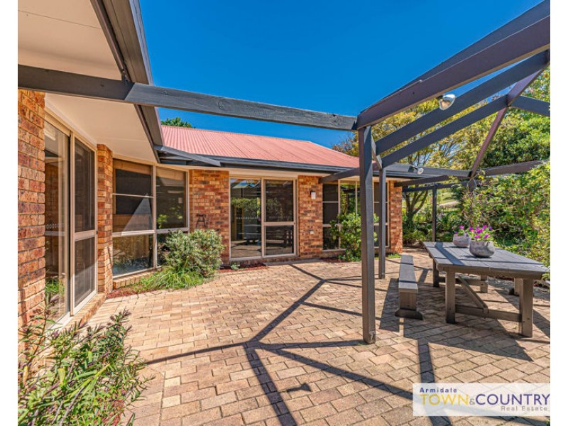 7 Napier Court, Armidale NSW 2350