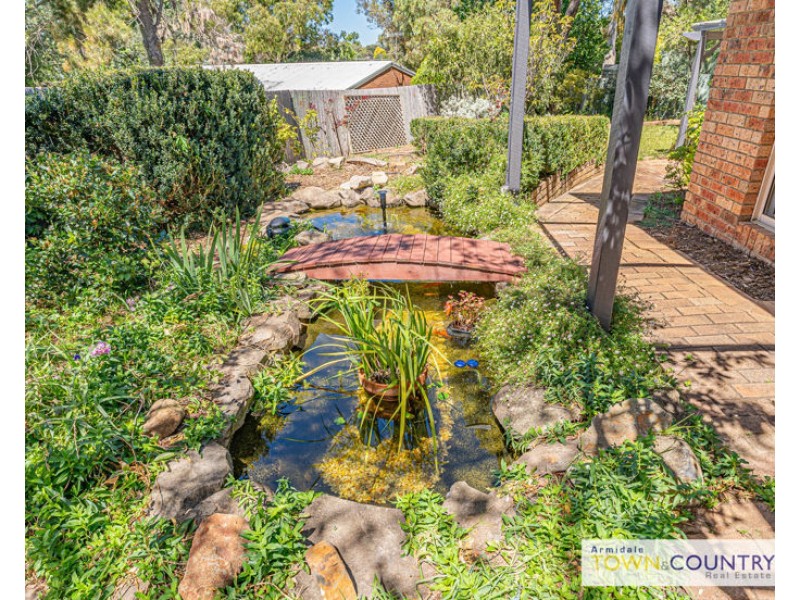 7 Napier Court, Armidale NSW 2350