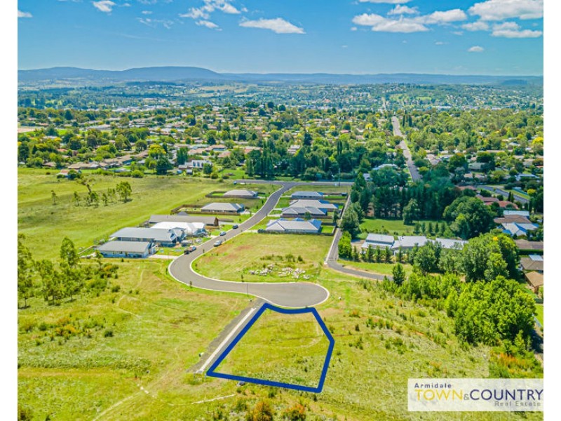 29 Melba Place, Armidale NSW 2350