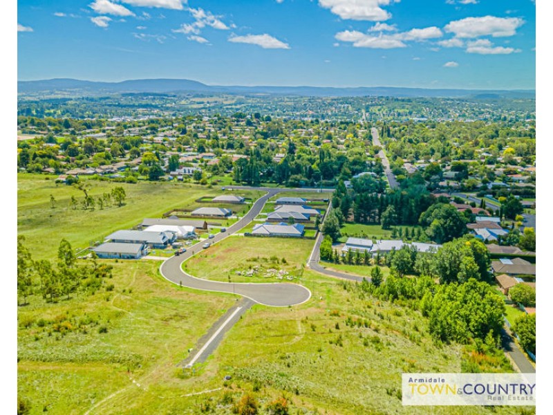 29 Melba Place, Armidale NSW 2350
