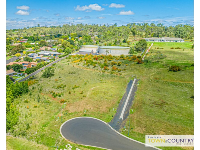 29 Melba Place, Armidale NSW 2350