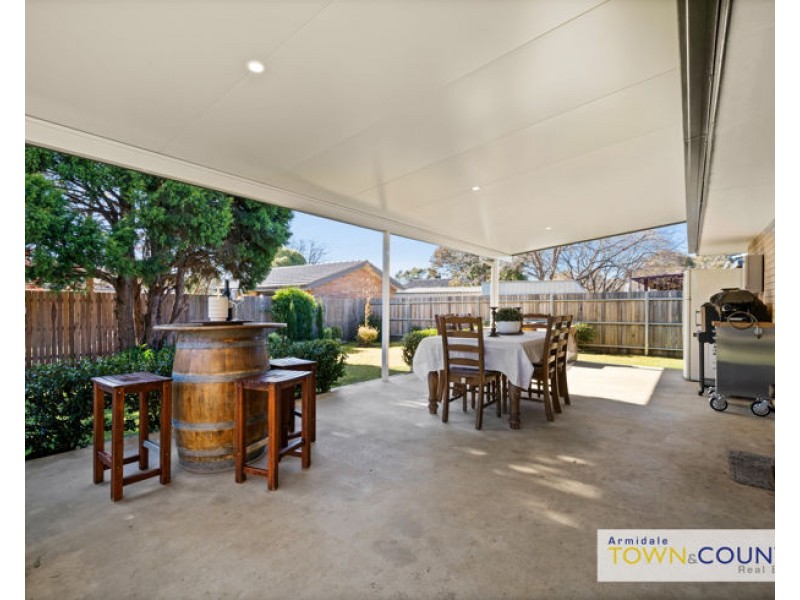 5 Cynthia Crescent, Armidale NSW 2350