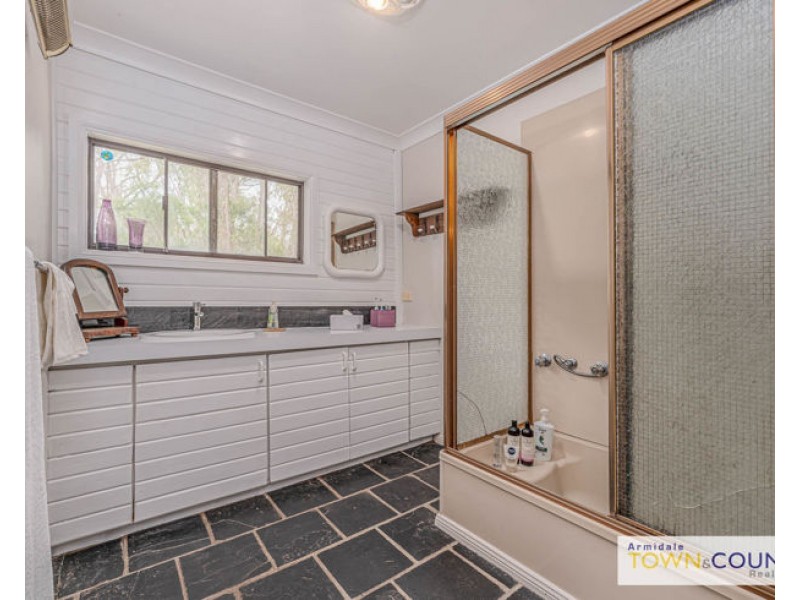 116 Kendall Road, Armidale NSW 2350