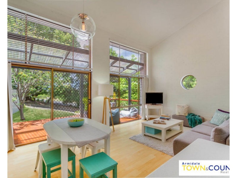 1/4 Napier Court, Armidale NSW 2350