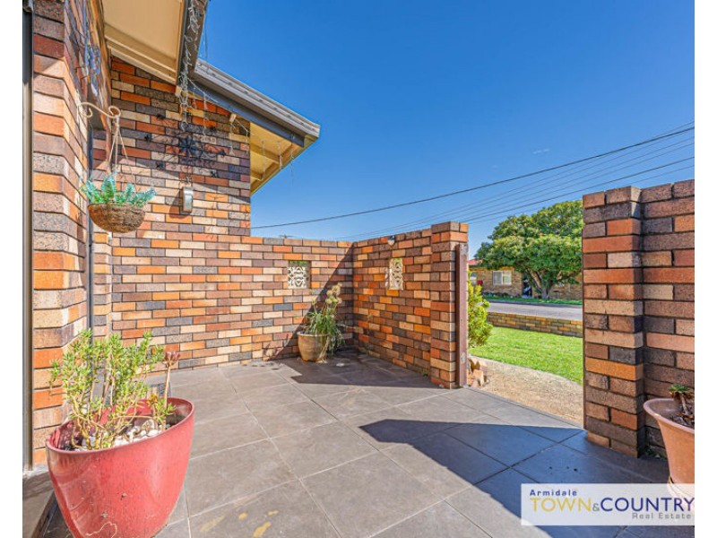 6 Solomon Avenue, Armidale NSW 2350