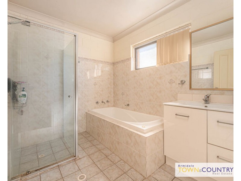 6 Solomon Avenue, Armidale NSW 2350