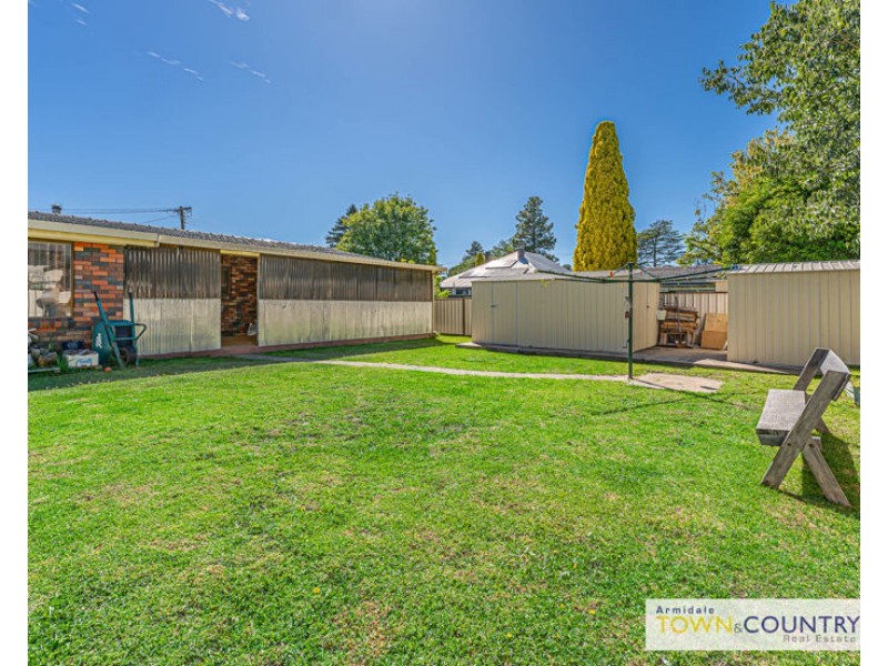 6 Solomon Avenue, Armidale NSW 2350