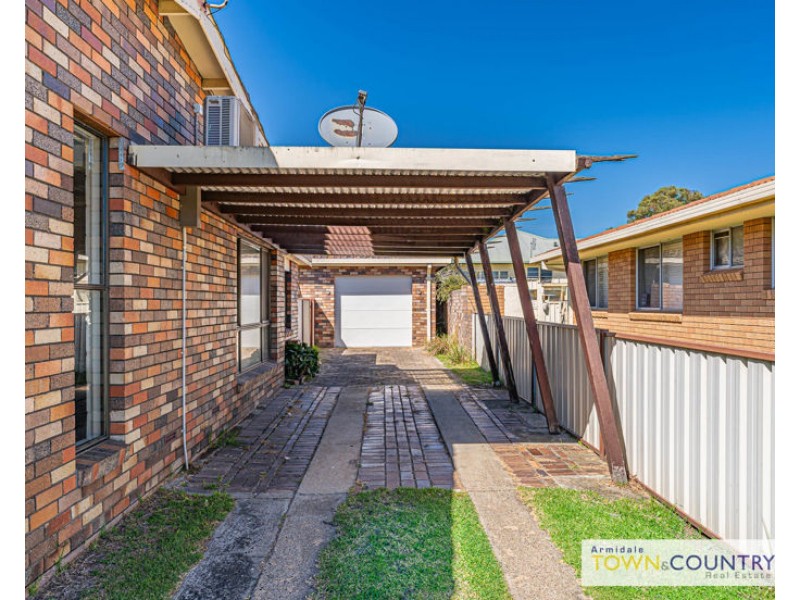 6 Solomon Avenue, Armidale NSW 2350