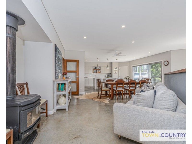 84 Old Gostwyck Road, Armidale NSW 2350