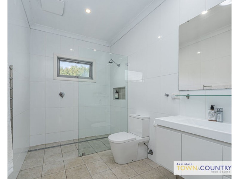 84 Old Gostwyck Road, Armidale NSW 2350