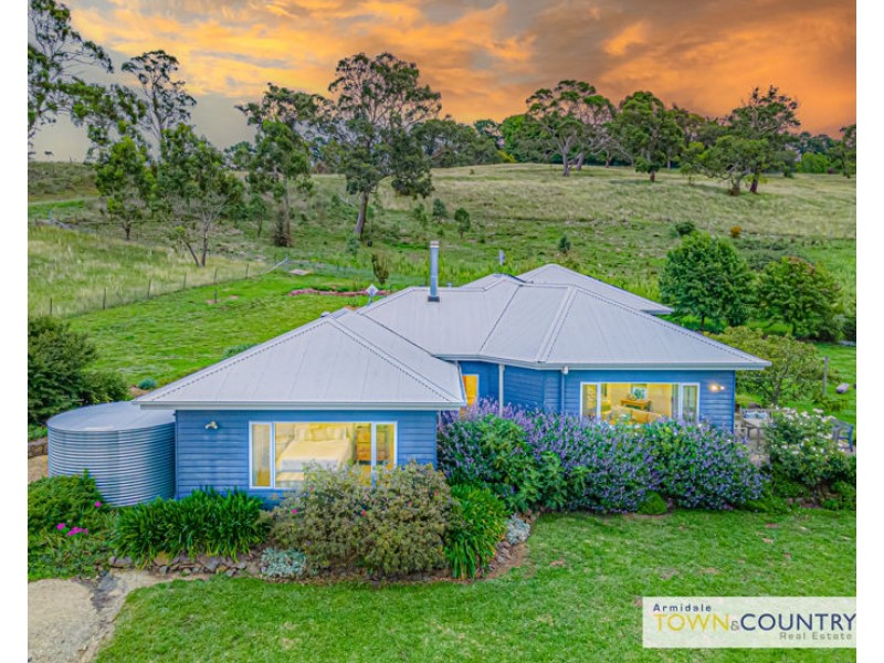 84 Old Gostwyck Road, Armidale NSW 2350