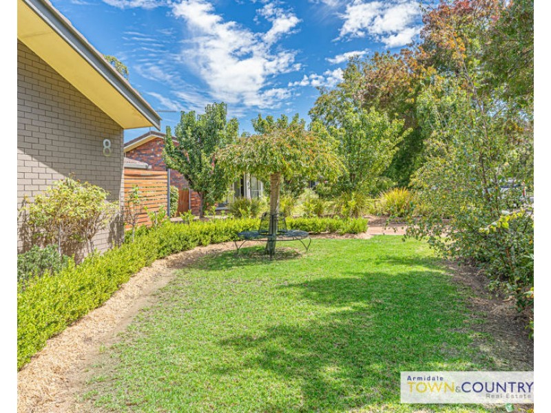 8 Braebank Avenue, Armidale NSW 2350