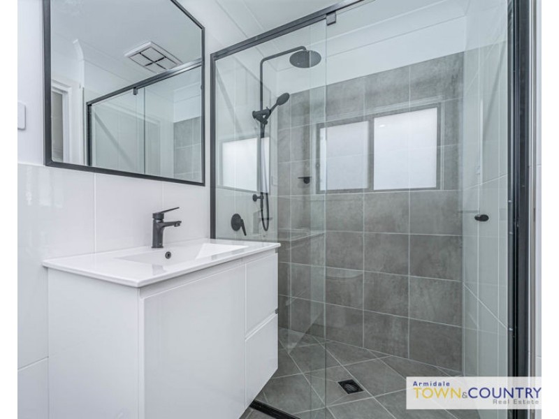 18 Bruce Close, Armidale NSW 2350