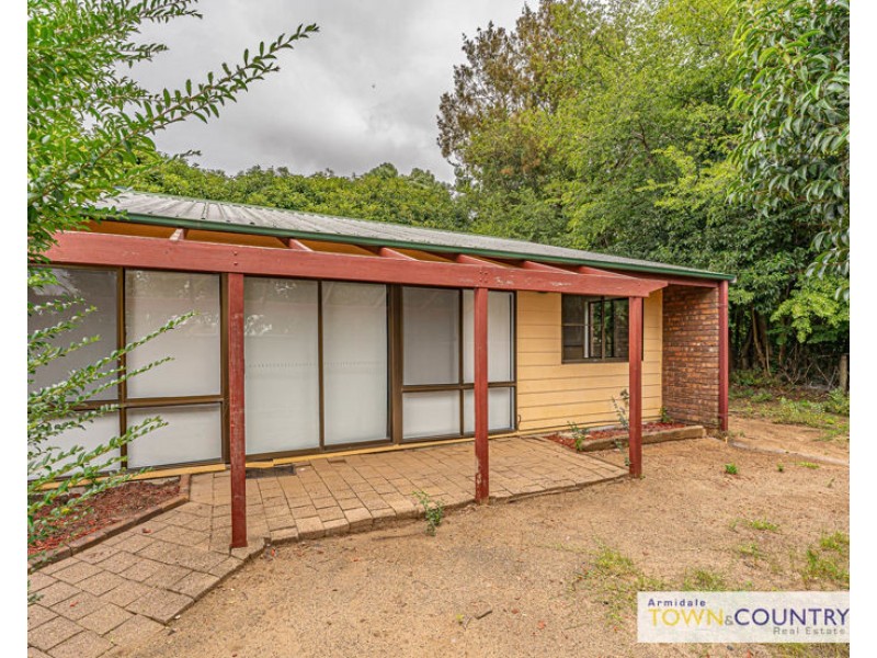 2/23 The Avenue, Armidale NSW 2350