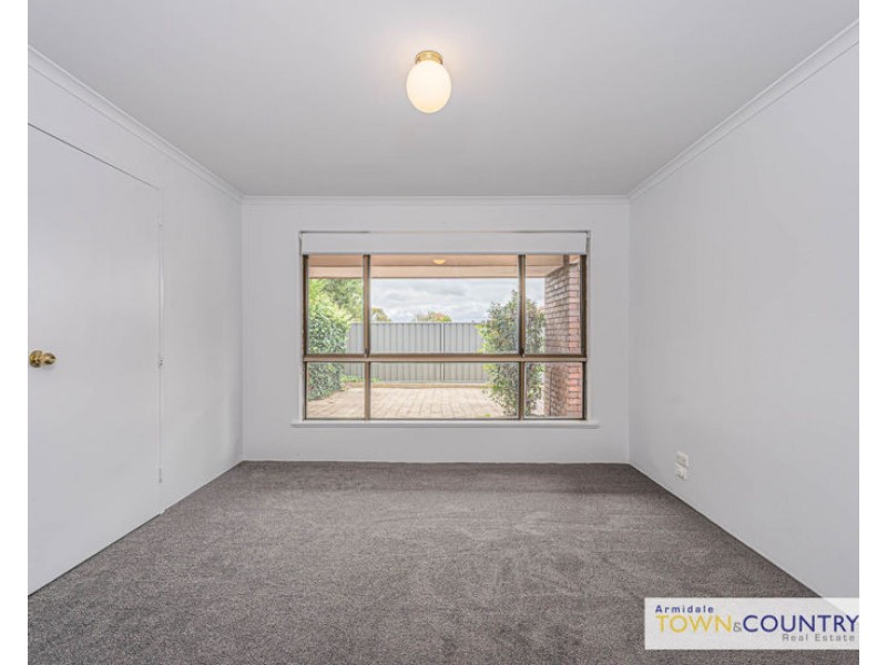 2/23 The Avenue, Armidale NSW 2350