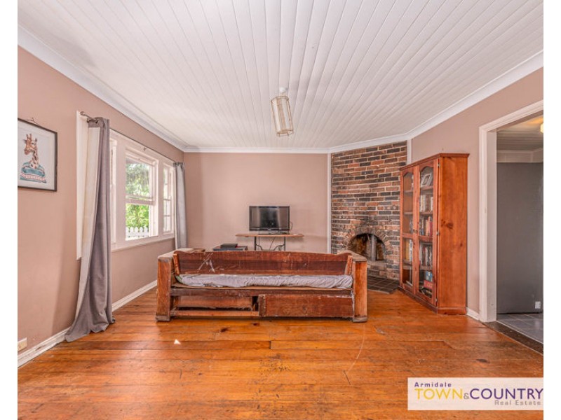 50 Mann Street, Armidale NSW 2350