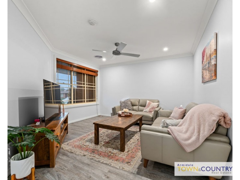 17 MacDonald Drive, Armidale NSW 2350