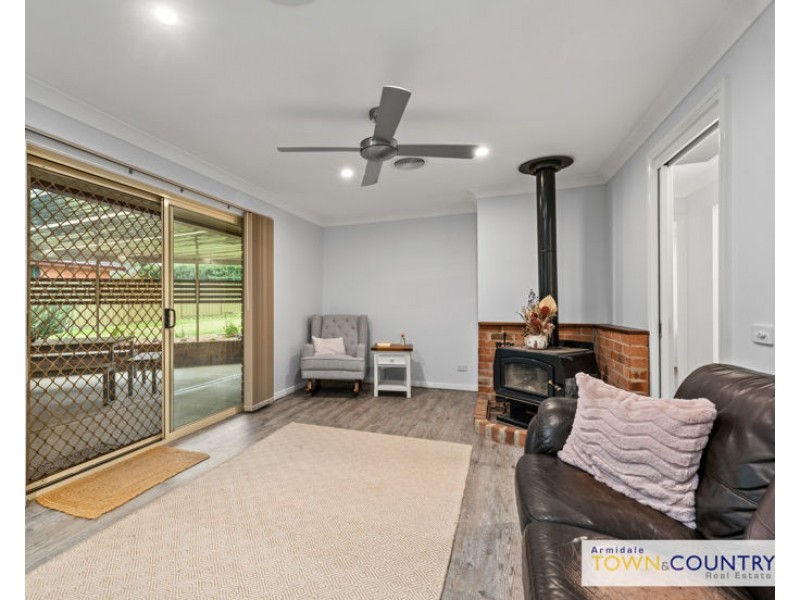 17 MacDonald Drive, Armidale NSW 2350