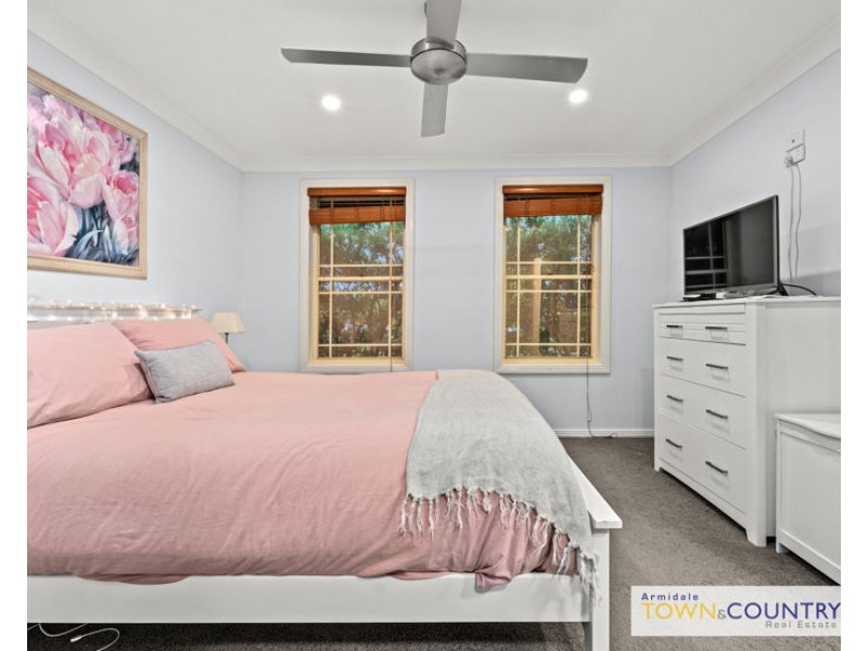 17 MacDonald Drive, Armidale NSW 2350