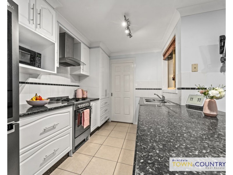 17 MacDonald Drive, Armidale NSW 2350