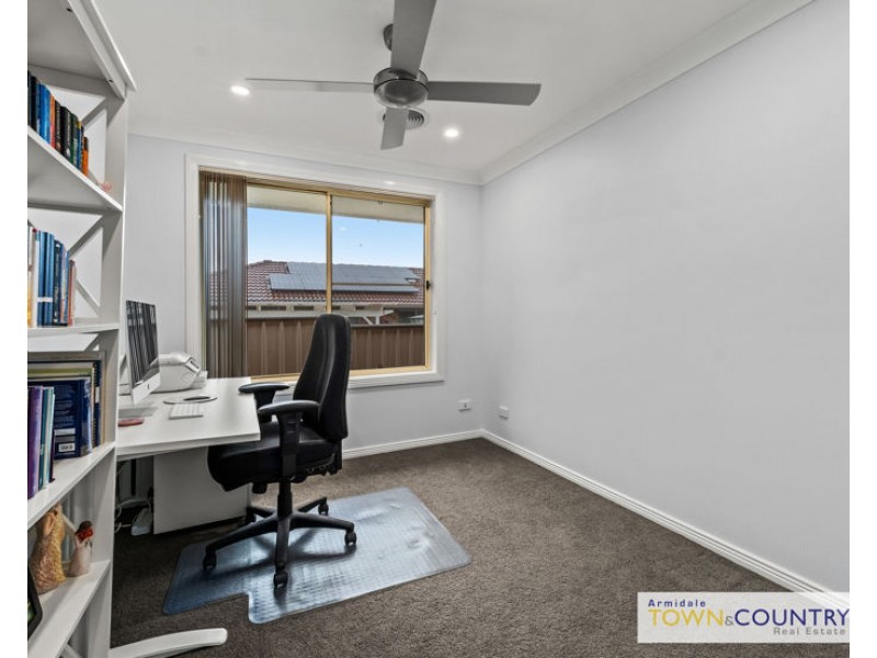 17 MacDonald Drive, Armidale NSW 2350