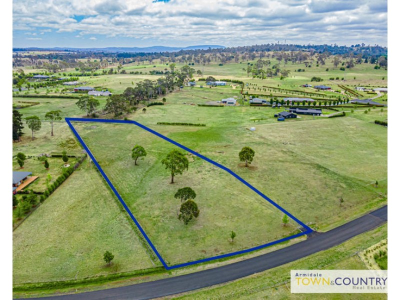 22 Post Way, Armidale NSW 2350